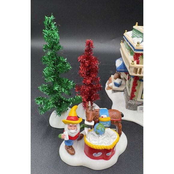 Department 56 North Pole LETTERS TO SANTA Sorting Station Holiday US Seller - Picture 3 of 16
